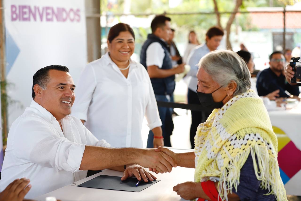 Tramits El Alcalde Renán Barrera promueve el bienestar de la población